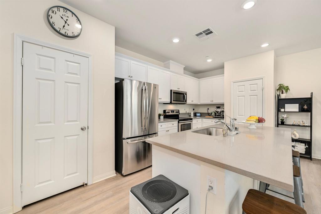 354 Fitzpatrick Road, Unit 104 San Marcos, CA 92069 - Photo 7 of 20