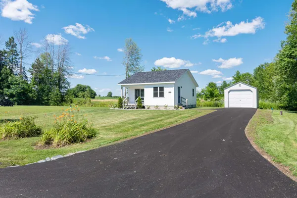 $234,000 | 489 Lakewood Drive, Unit 38, Swanton, VT 05488