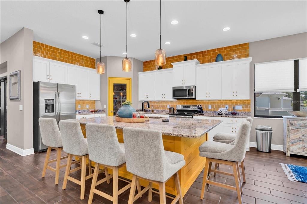 2516 West Curtis Street Tampa, FL 33614 - Photo 13 of 44