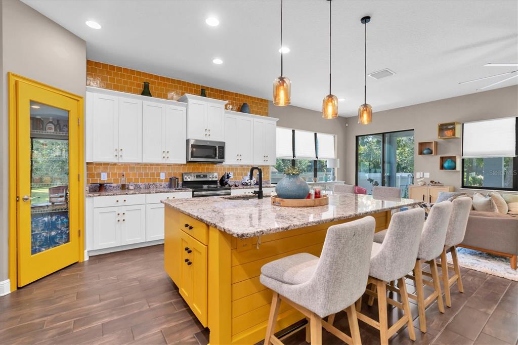2516 West Curtis Street Tampa, FL 33614 - Photo 10 of 44