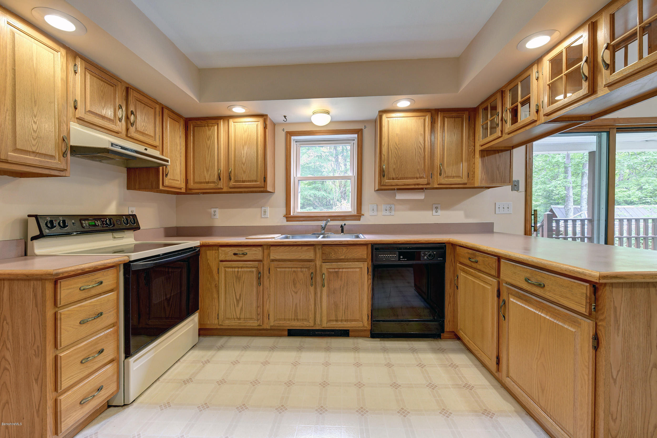 620 Old Windsor Road Dalton, MA 01226 - Photo 11 of 43 11-Kitchen