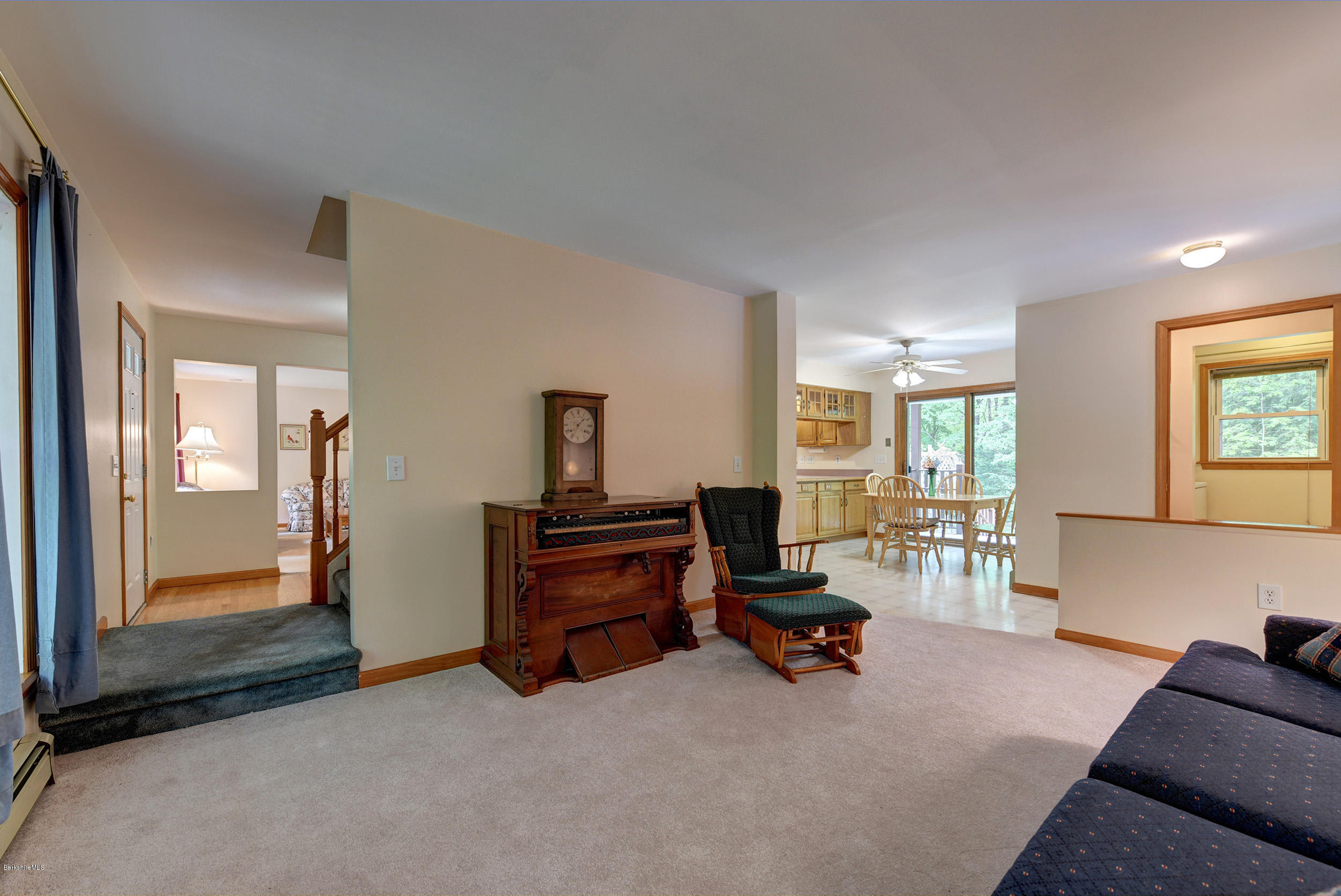 620 Old Windsor Road Dalton, MA 01226 - Photo 15 of 43 15-Family Room
