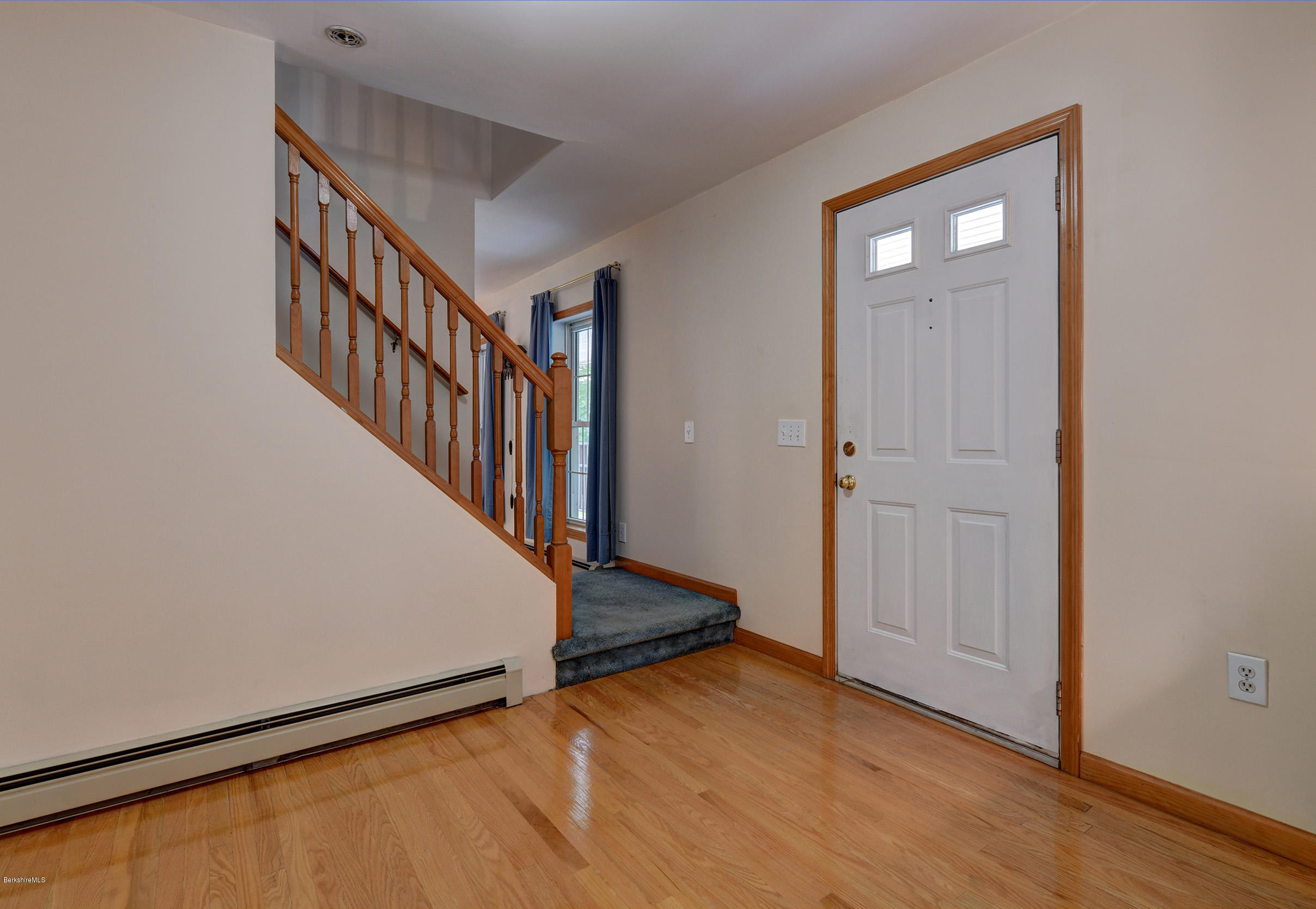 620 Old Windsor Road Dalton, MA 01226 - Photo 5 of 43 5-Front Entry amp; Stairway
