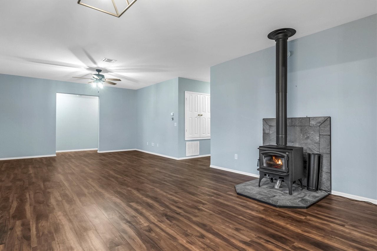 17501 John Wayne Perry, OK 73077 - Photo 4 of 36 Gallery Image 4