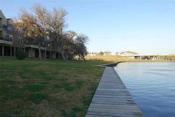 $1,150 | 18800 Egret Bay Boulevard, Unit 905, Webster, TX 77058