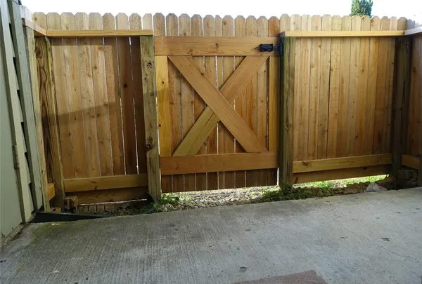 $1,150 | 18800 Egret Bay Boulevard, Unit 905, Webster, TX 77058