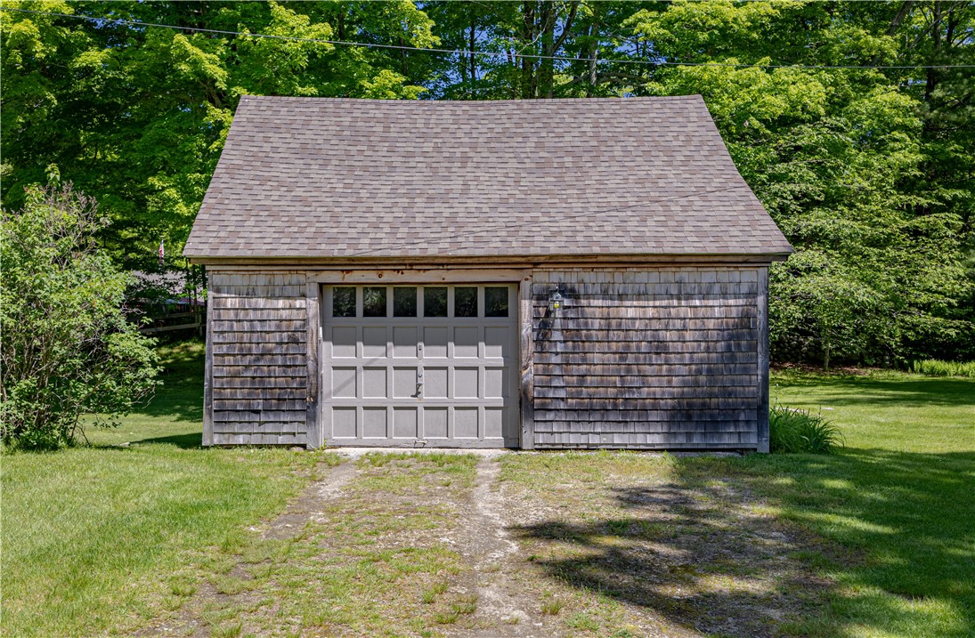 123 Foster Center Road Foster, RI 02825 - Photo 4 of 35