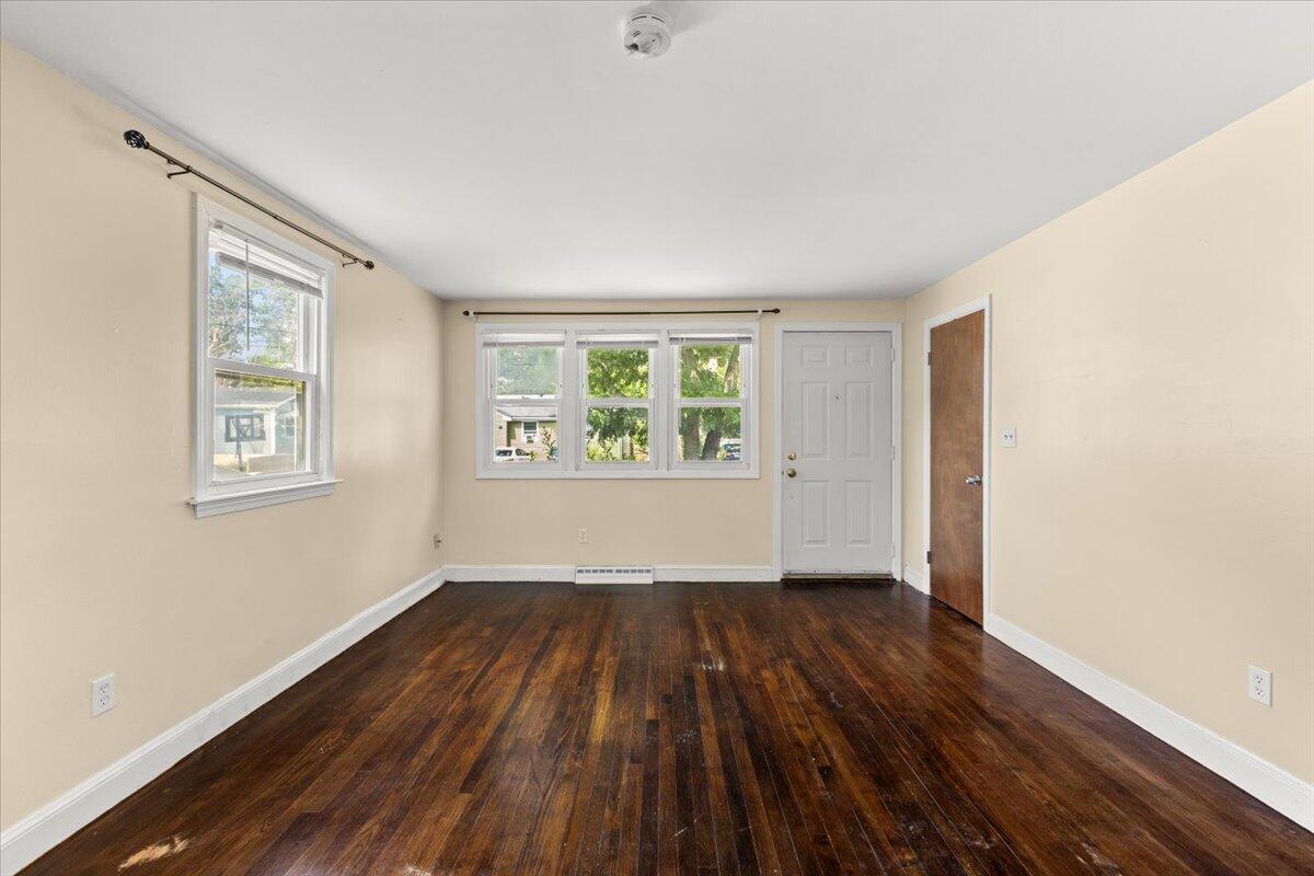 74 Fearing Street Buzzards Bay, MA 02532 - Photo 12 of 32 12-0033_Fearing St