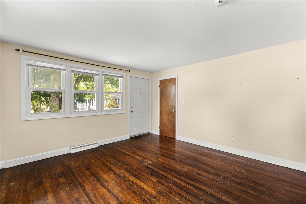 74 Fearing Street Buzzards Bay, MA 02532 - Photo 8 of 32 08-0021_Fearing St