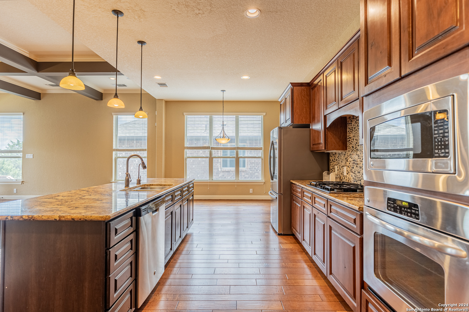 28214 Willis Ranch San Antonio, TX 78260 - Photo 15 of 48