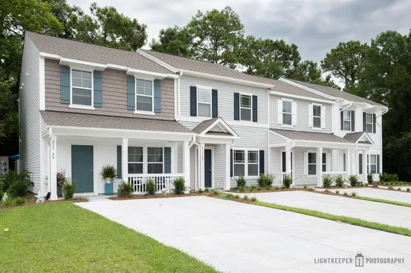 $1,650 | 215 Banbury Lane, Unit 29, Little River, SC 29566