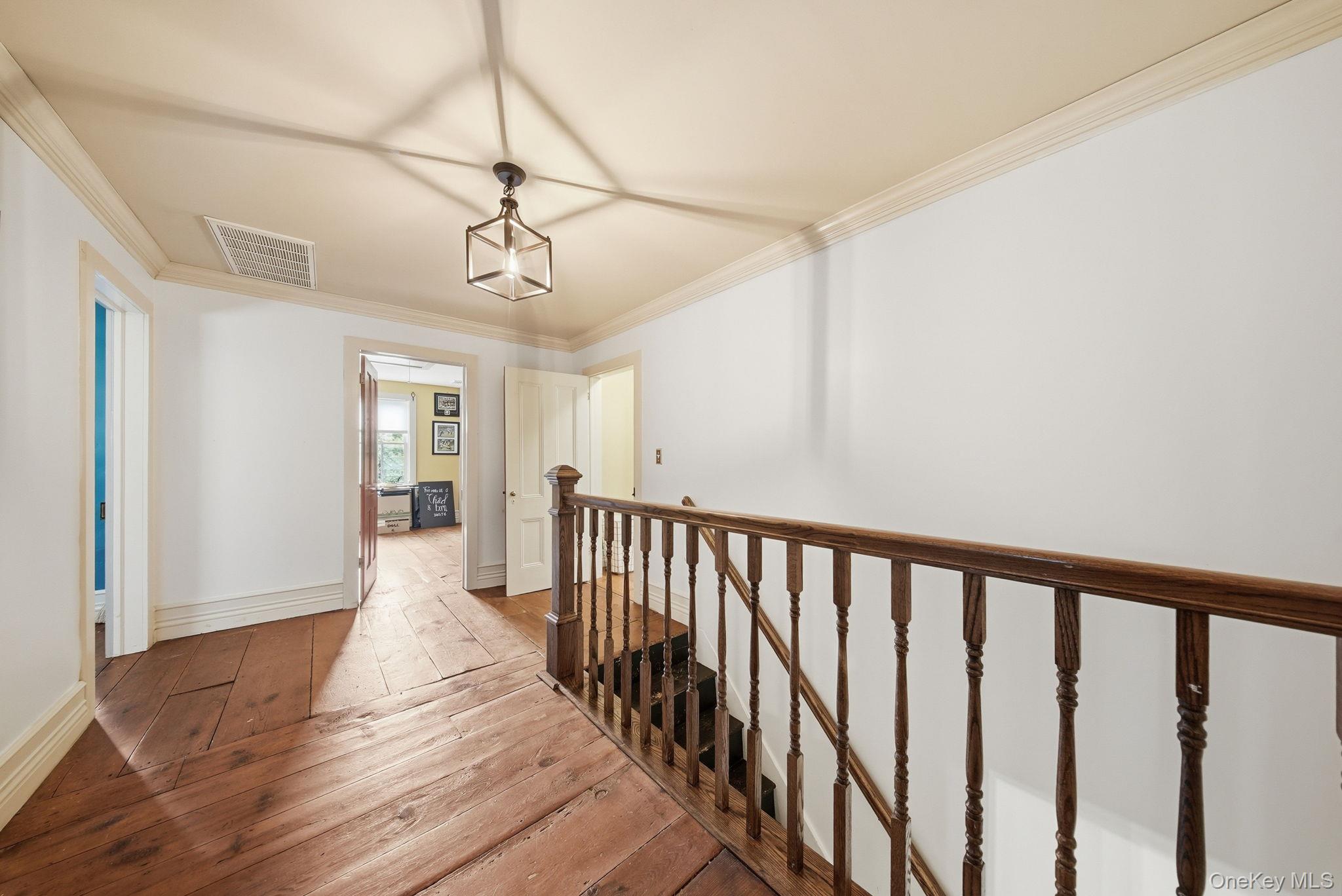 633 Ridgebury Road Slate Hill, NY 10973 - Photo 23 of 48