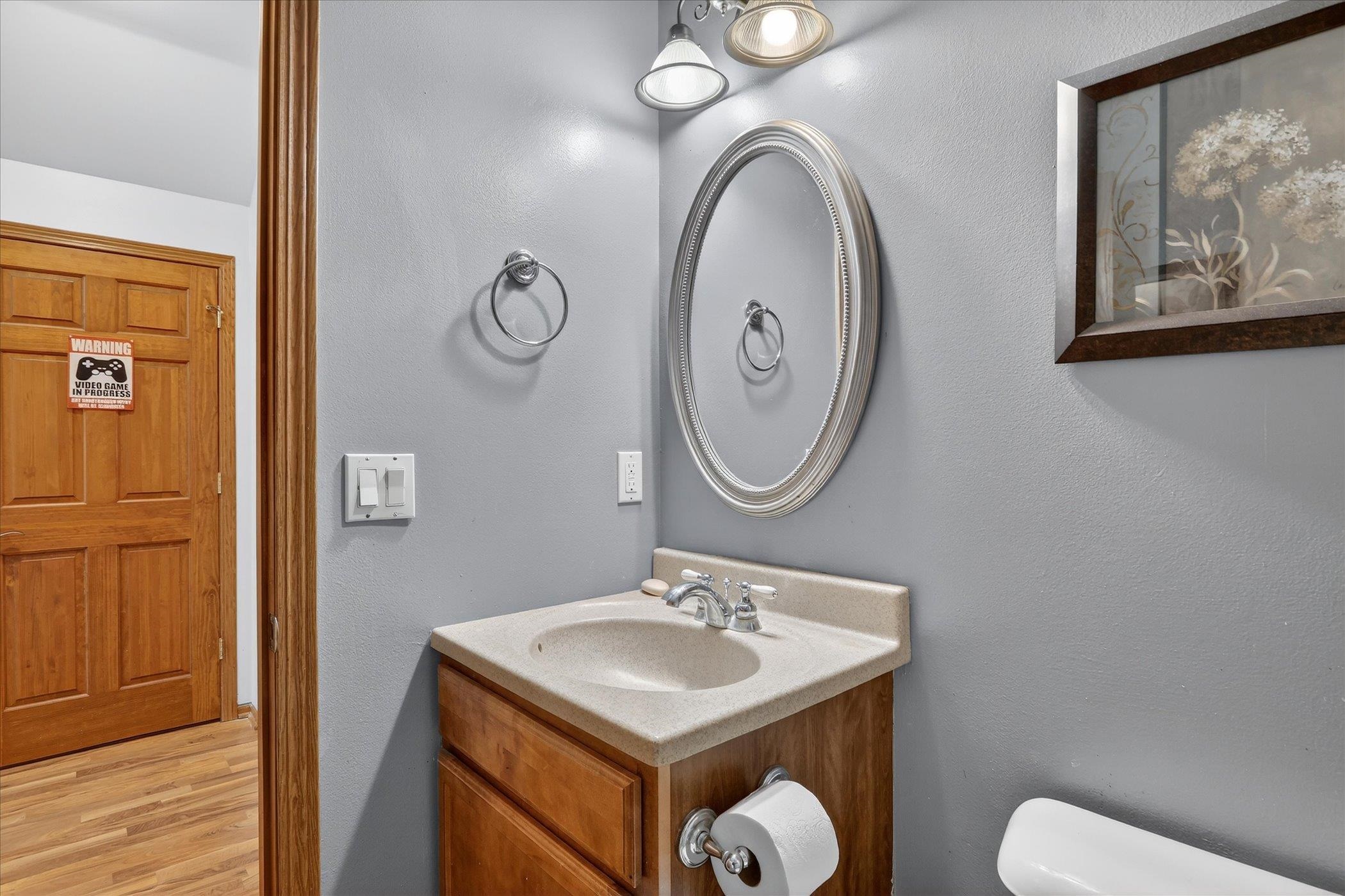 638 West Cedarville Road Freeport, IL 61032 - Photo 15 of 51