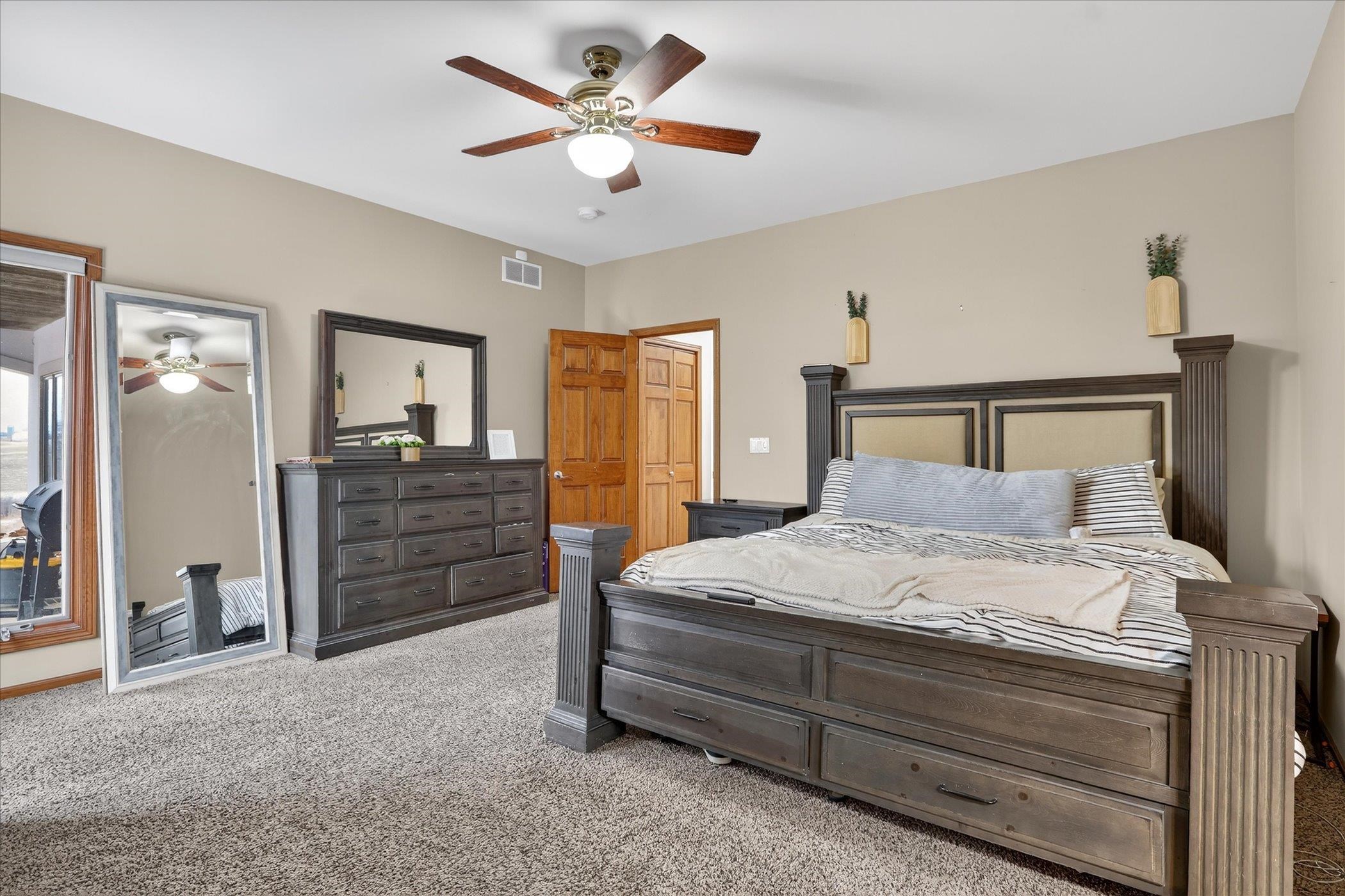 638 West Cedarville Road Freeport, IL 61032 - Photo 25 of 51