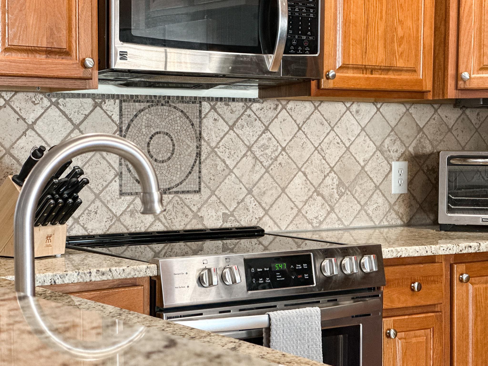 30 Fox Crest Ridge Staunton, VA 24401 - Photo 17 of 31 a kitchen with a stove and a microwave