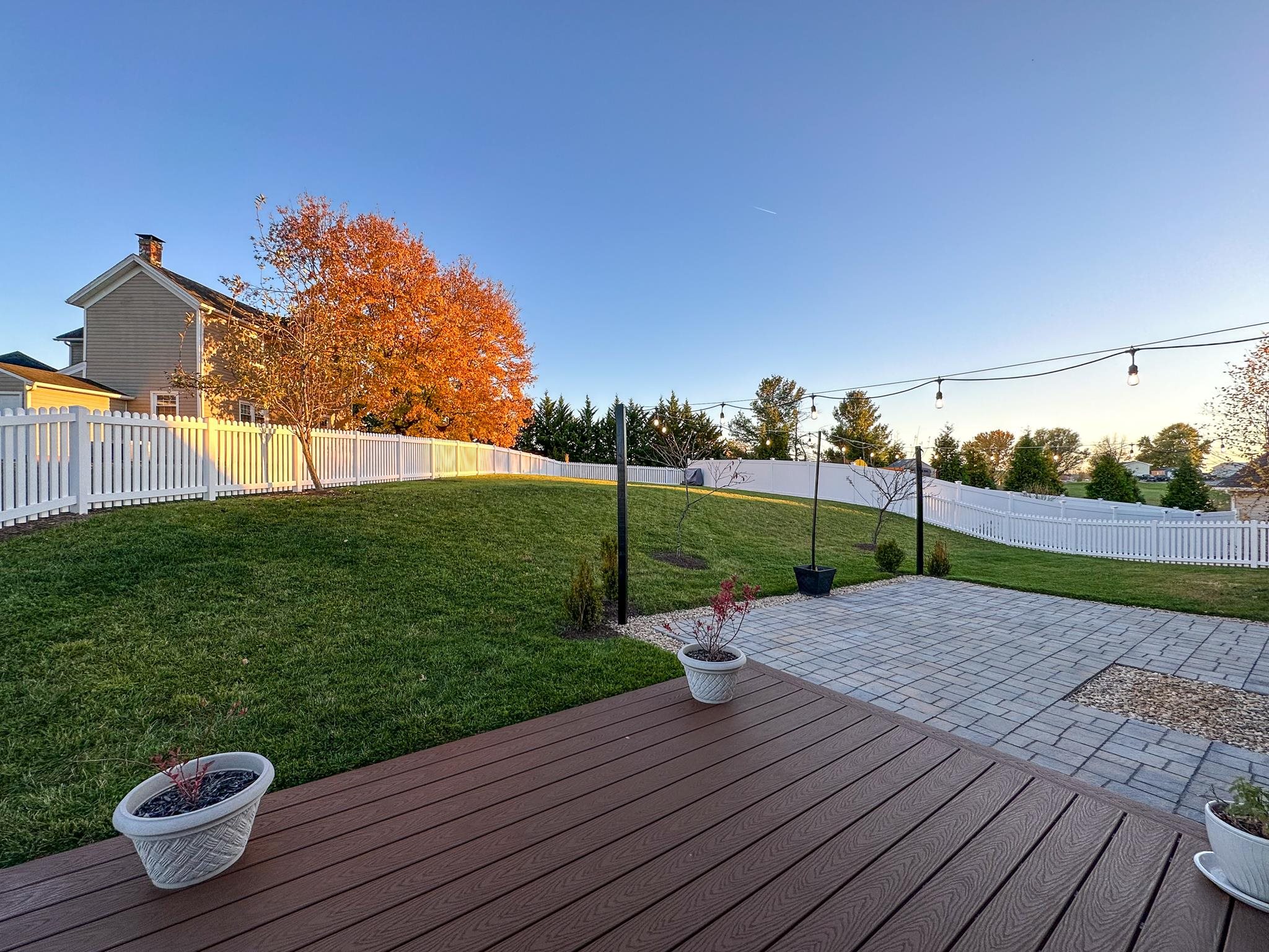 30 Fox Crest Ridge Staunton, VA 24401 - Photo 9 of 31 a view of a patio with a table and chairs