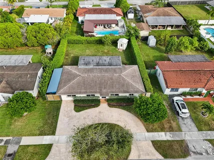 $789,900 | 6721 Southwest 135th Avenue, Miami, FL 33183