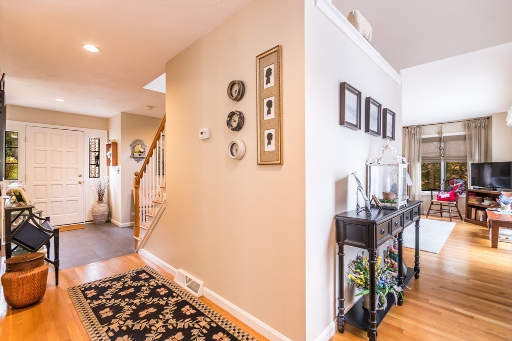 6 Aspen Road, Unit 6 Bourne, MA 02532 - Photo 7 of 40