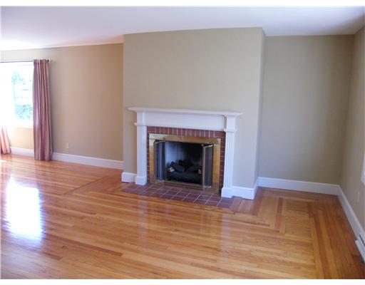 14 McCormick Road Newport, RI 02840 - Photo 3 of 10 Living Room. Two Fireplaces for your enjoyment