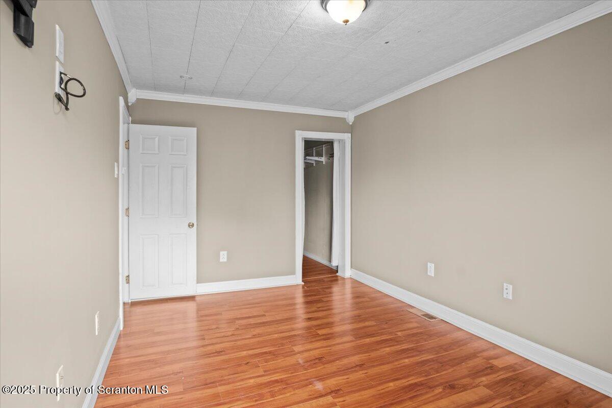 1076 Cottage Avenue Scranton, PA 18508 - Photo 19 of 30 22-DSC03399