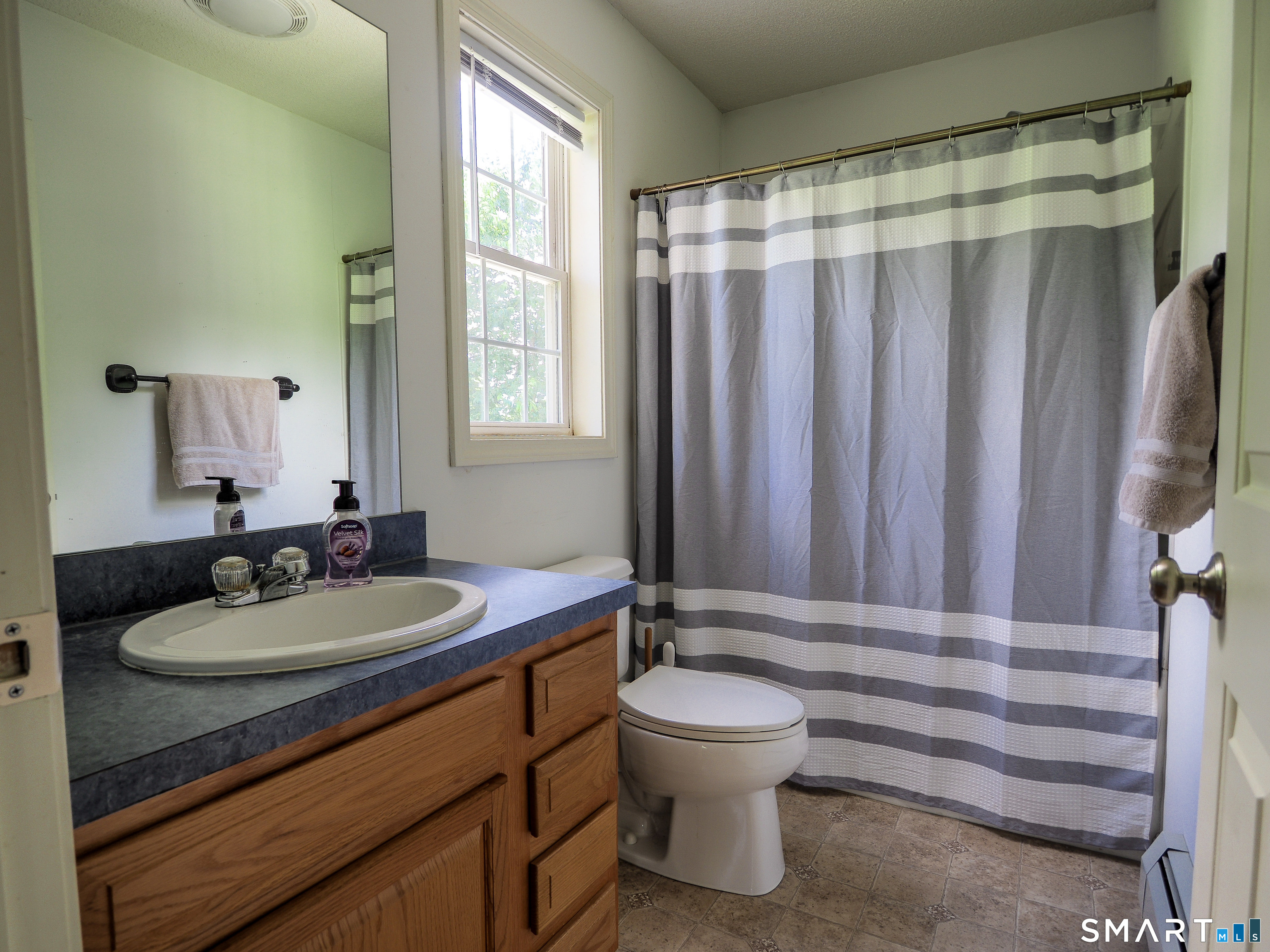 386 White Pine Road Torrington, CT 06790 - Photo 14 of 27