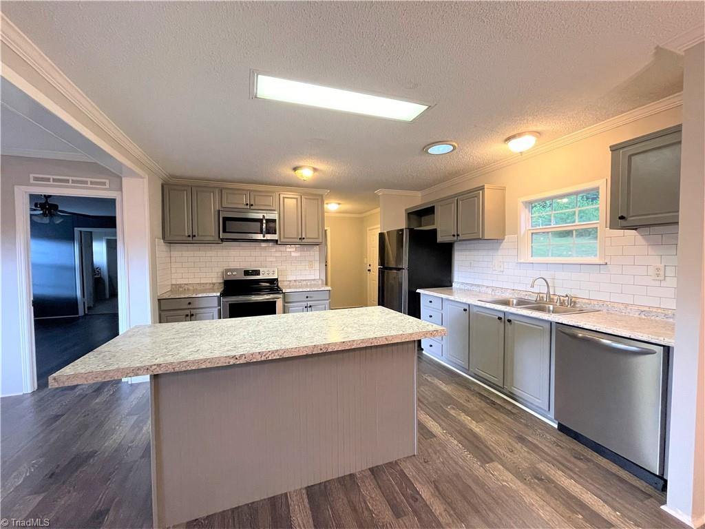 2457 Bethany Road Madison, NC 27025 - Photo 22 of 50