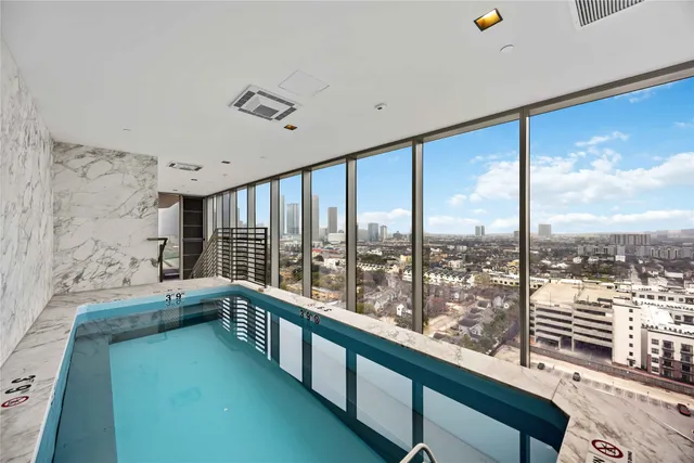 $8,000 | 1711 Allen Parkway, Unit 1907, Houston, TX 77019