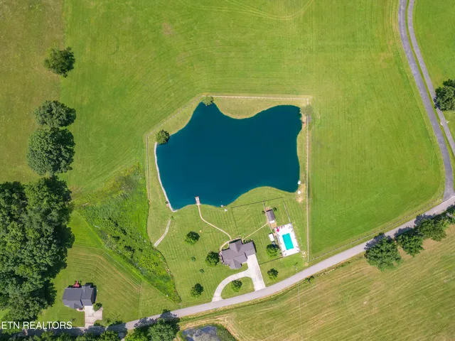 $800,000 | 287 R S Marcum Road, Oneida, TN 37841