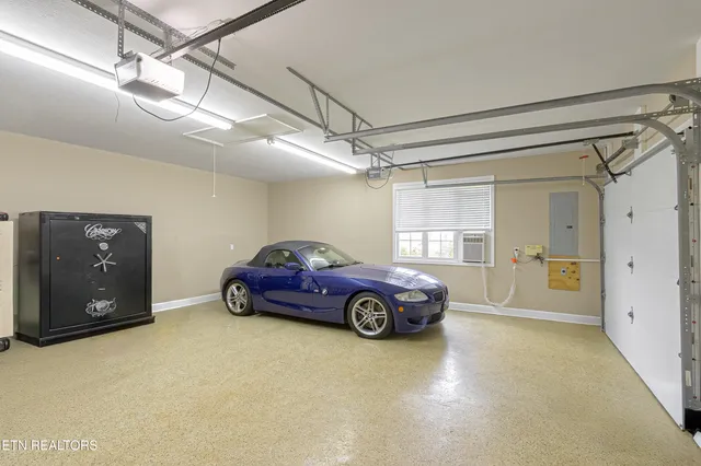 $800,000 | 287 R S Marcum Road, Oneida, TN 37841