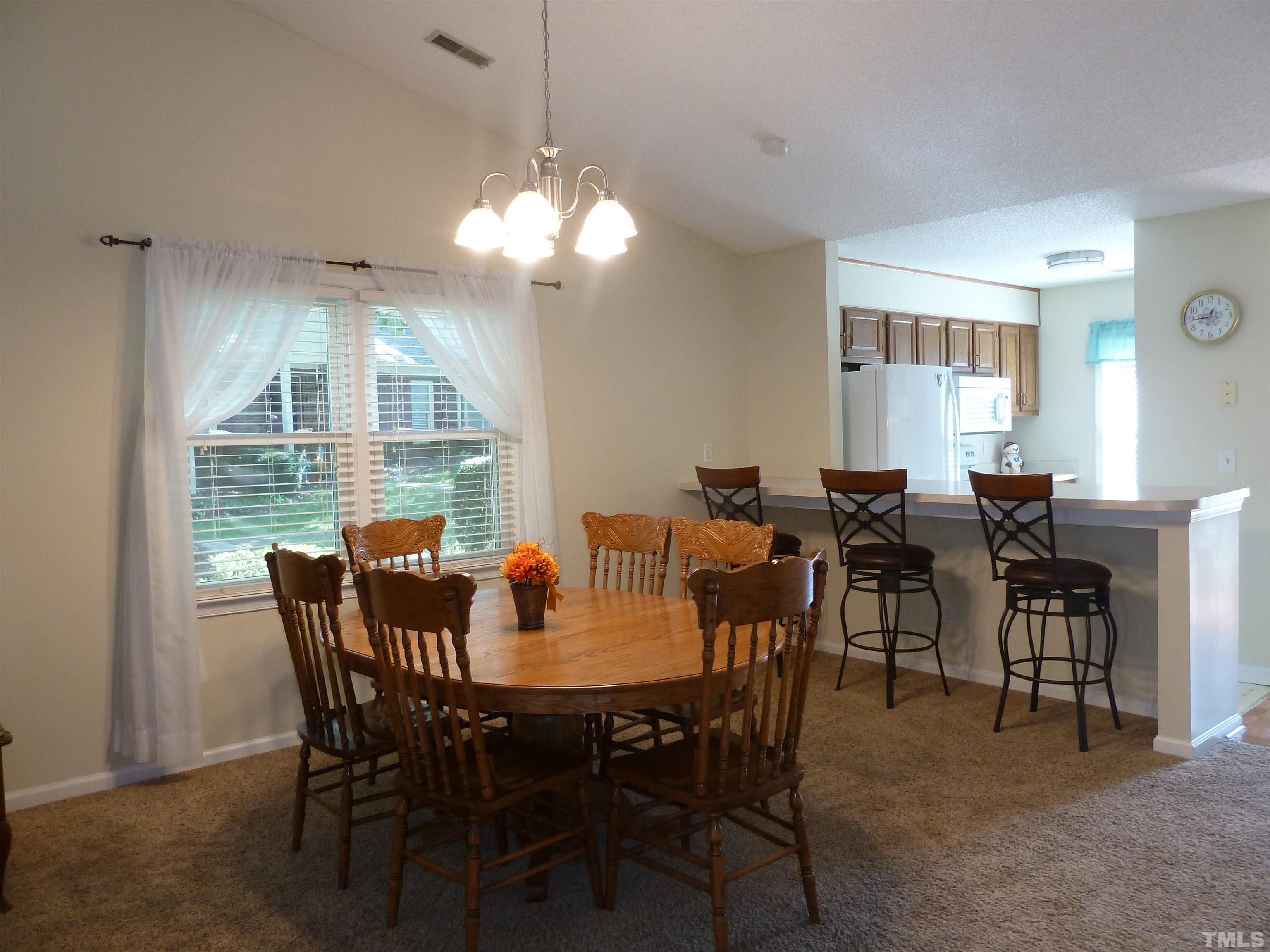 2610 Cottage Circle Raleigh, NC 27613 - Photo 4 of 16