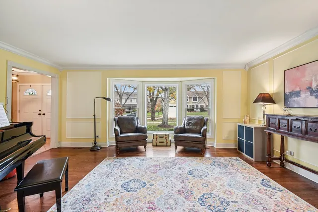 $750,000 | 1006 Bankfield Court, Naperville, IL 60540