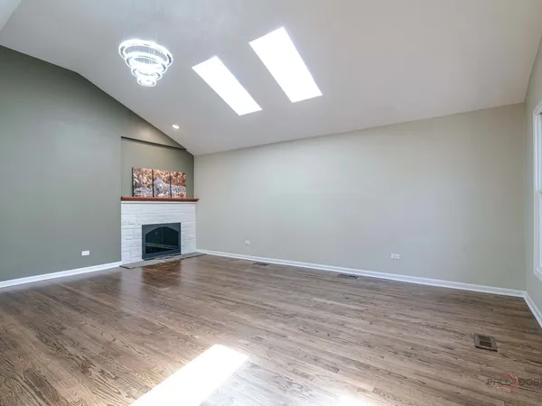 $599,900 | 1004 Princeton Avenue, Highland Park, IL 60035