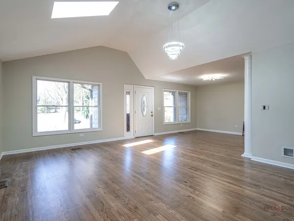 $599,900 | 1004 Princeton Avenue, Highland Park, IL 60035