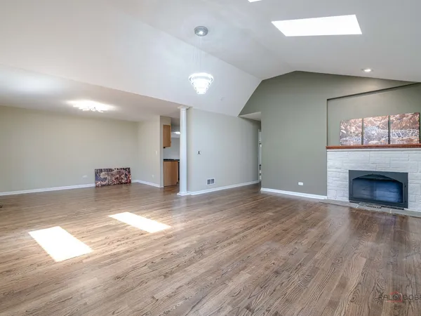 $599,900 | 1004 Princeton Avenue, Highland Park, IL 60035