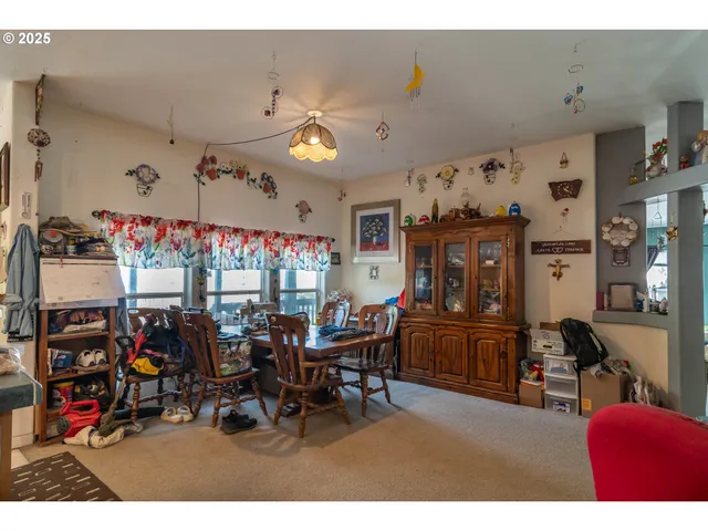 a view of a dining room with lots of stuff