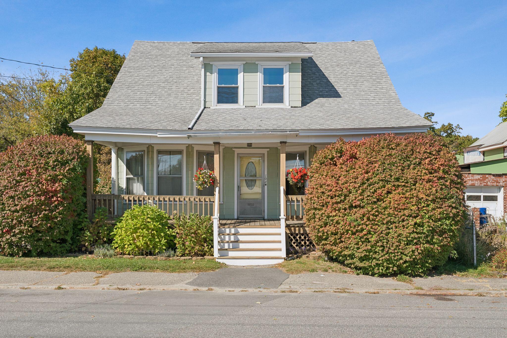 104 Spring Street Lewiston, ME 04240 - Photo 1 of 42 1_DSC01997