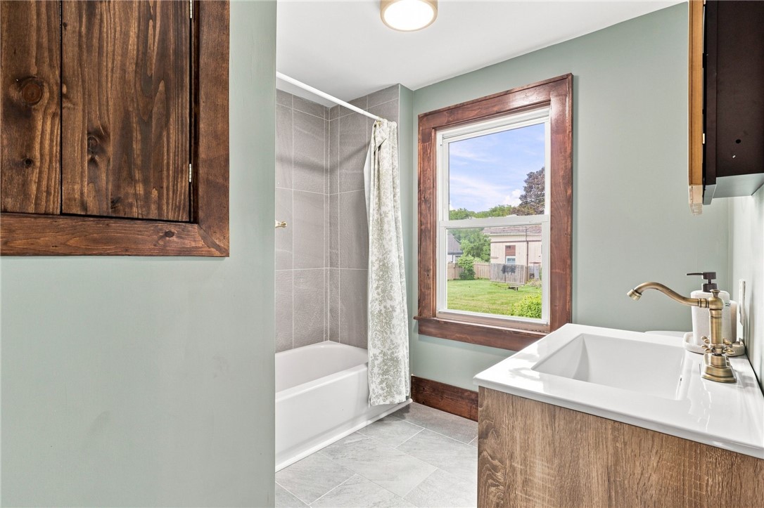56 Northlane Drive Rochester, NY 14621 - Photo 23 of 33 Gallery Image 23