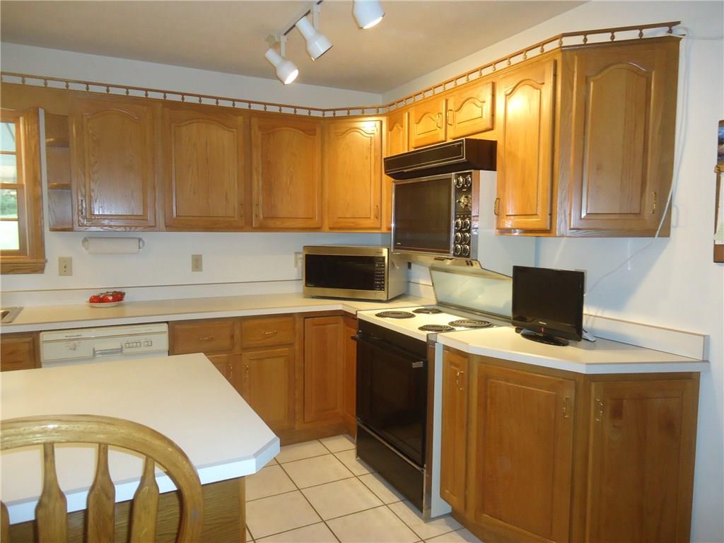 130 Wasser Road Greenville, PA 16125 - Photo 6 of 24 Gallery Image 6