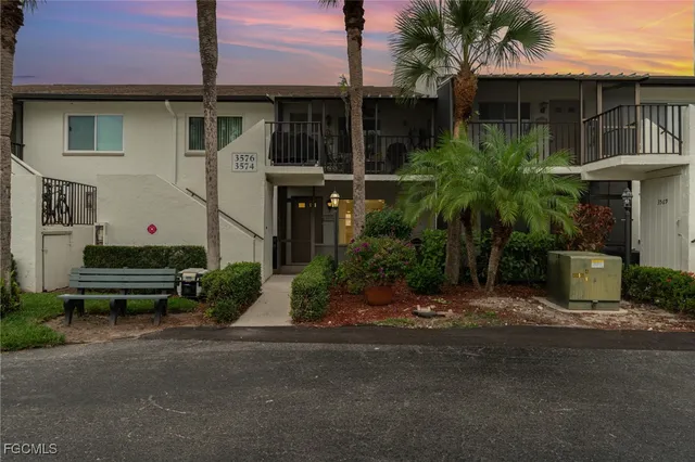 $270,000 | 3574 Antarctic Circle, Unit 2107, Naples, FL 34112