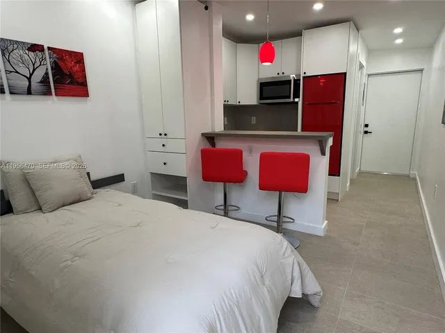 $1,300 | 18481 Southwest 208th Street, Unit 18481, Miami, FL 33187