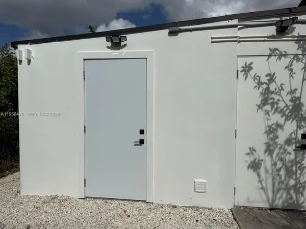 $1,300 | 18481 Southwest 208th Street, Unit 18481, Miami, FL 33187