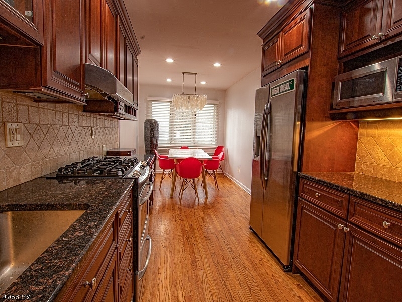 38 Maple Run Bernards, NJ 07920 - Photo 8 of 20