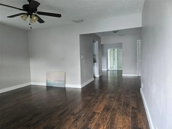 $3,990 | 3559 Almar Road, Palm Springs, FL 33461