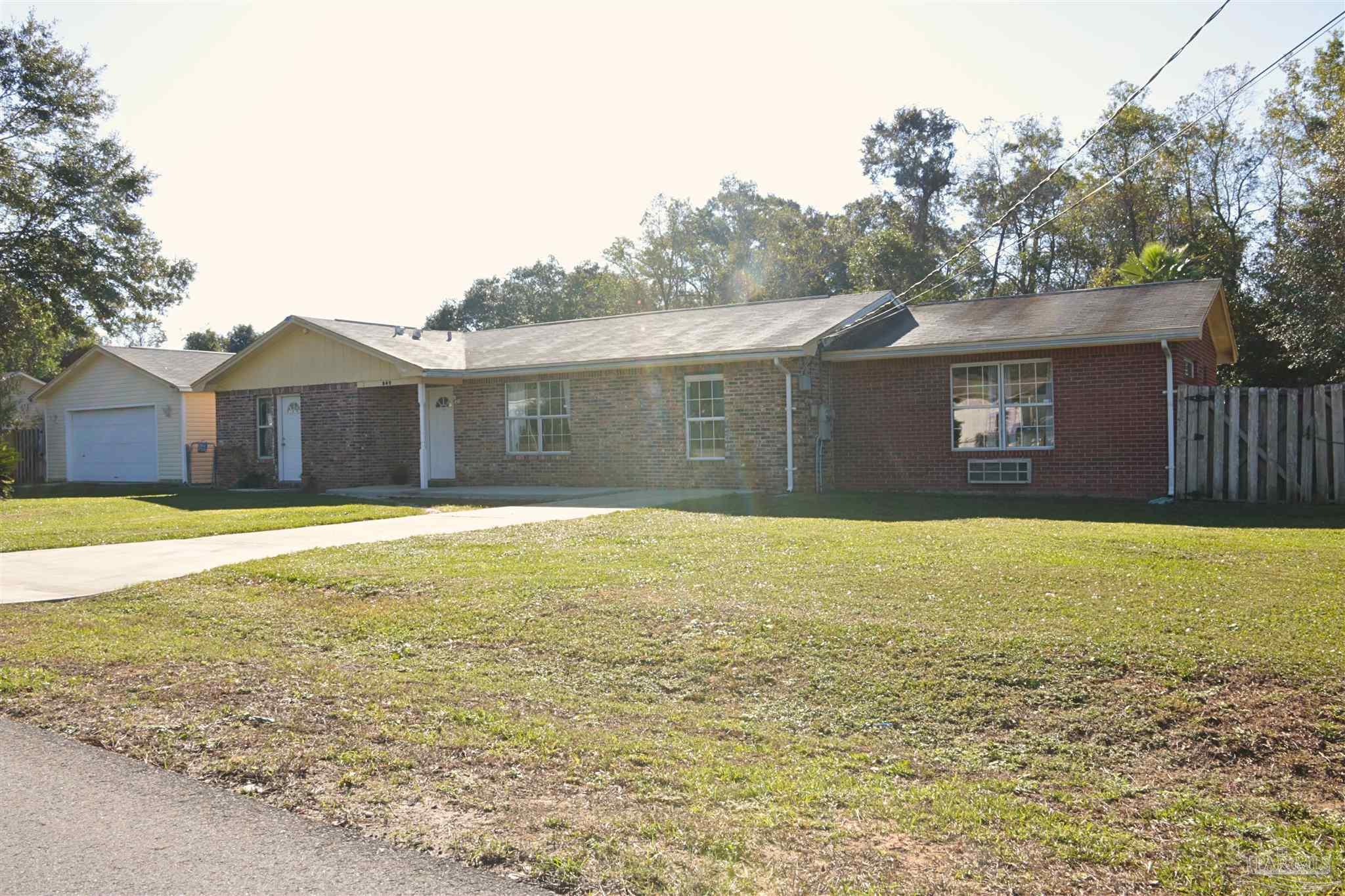 349 Western Pines Road Cantonment, FL 32533 - Photo 4 of 19