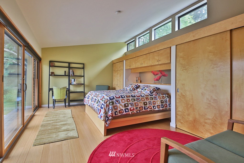 4535 Cedar Point Road Clinton, WA 98236 - Photo 15 of 24 Gallery Image 15