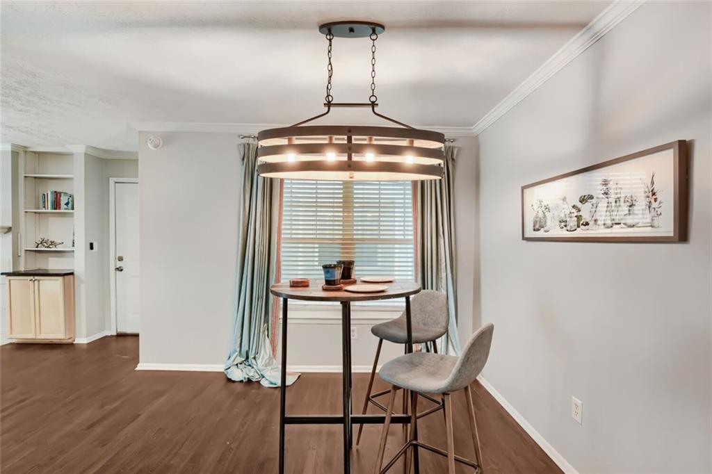 1150 Collier Road Northwest, Unit H10 Atlanta, GA 30318 - Photo 8 of 32 Gallery Image 8