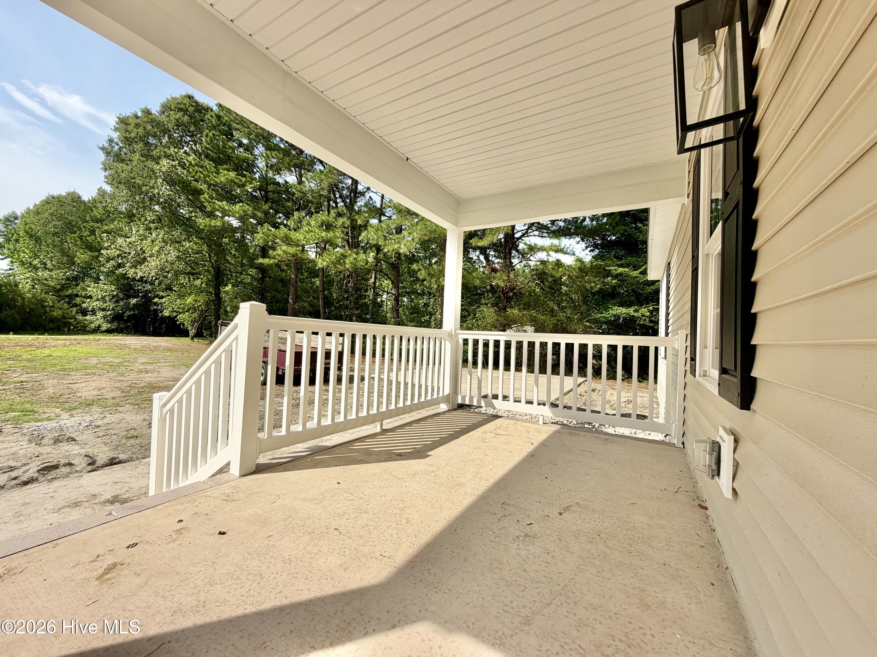 133 Anglers Cove Road Hertford, NC 27944 - Photo 19 of 24 Front Porch