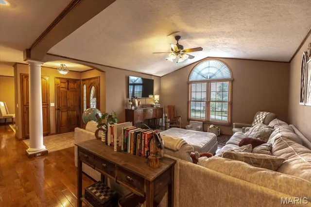 $429,000 | 503 Primrose Lane, Houston, MO 65483