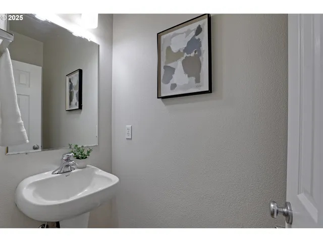 $379,900 | 2453 Northwest Rogue Valley Terrace, Beaverton, OR 97006