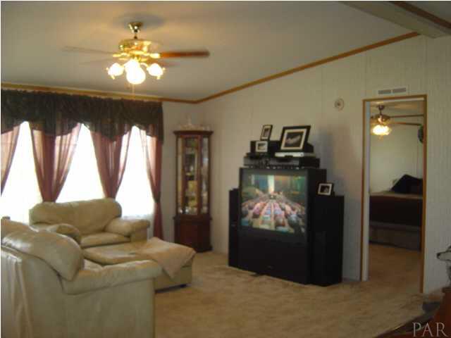 2541 Chance Road Molino, FL 32577 - Photo 8 of 18 Great Room